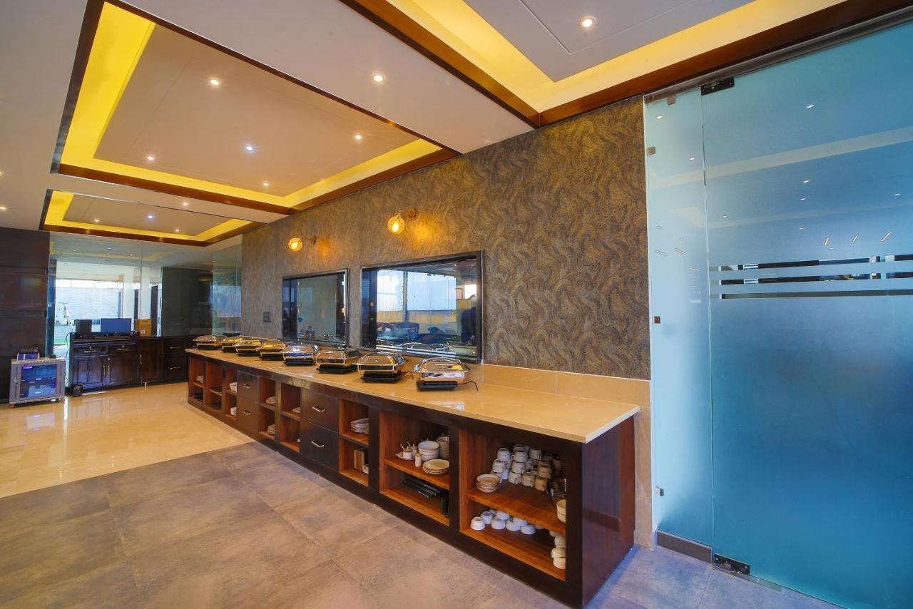 Hotel Holy Vivasa Rishikesh Bagian luar foto