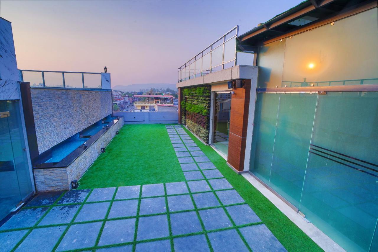 Hotel Holy Vivasa Rishikesh Bagian luar foto
