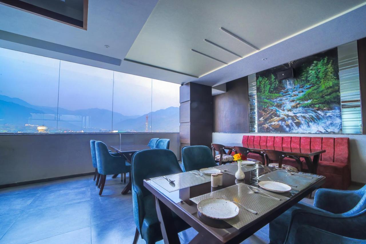 Hotel Holy Vivasa Rishikesh Bagian luar foto