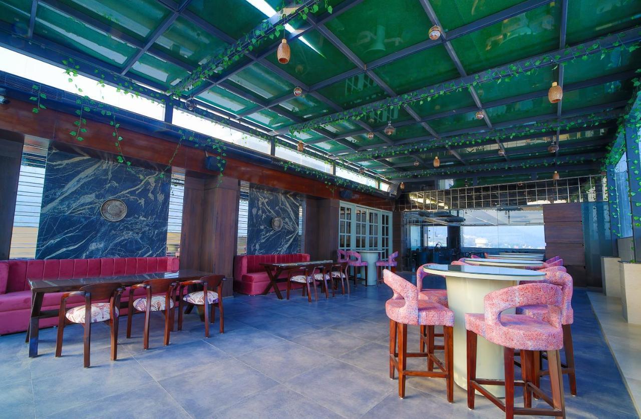 Hotel Holy Vivasa Rishikesh Bagian luar foto