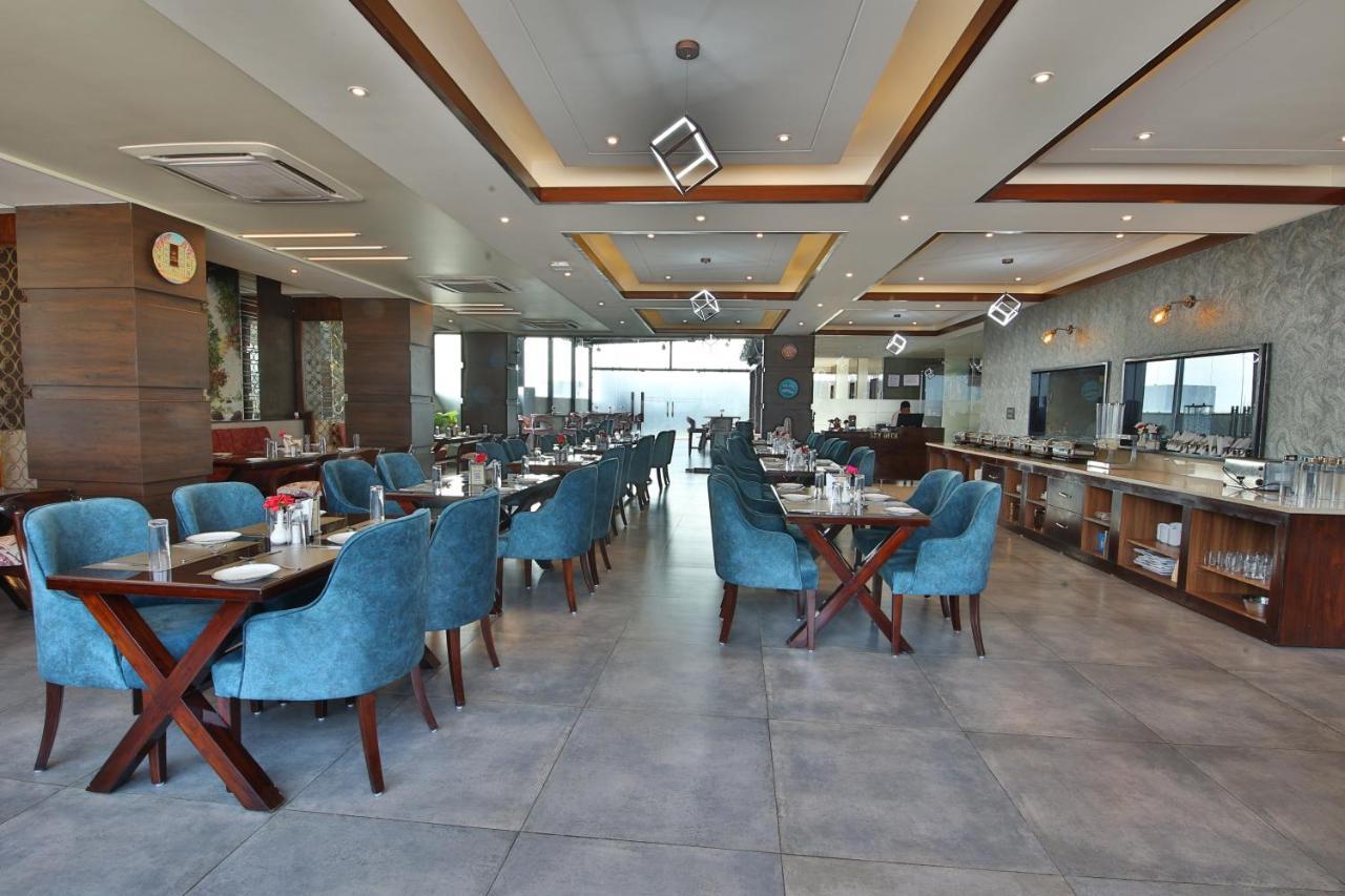 Hotel Holy Vivasa Rishikesh Bagian luar foto